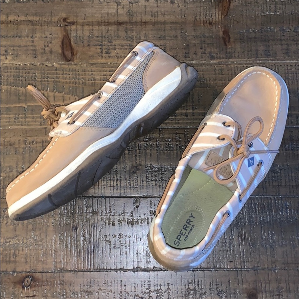 Woman’s Sperry Boat Shoes